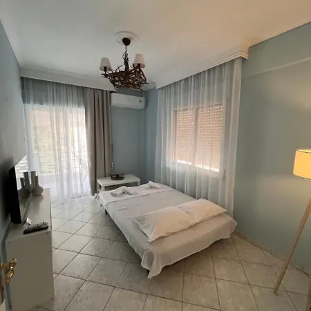 Apartament Fanis House *
